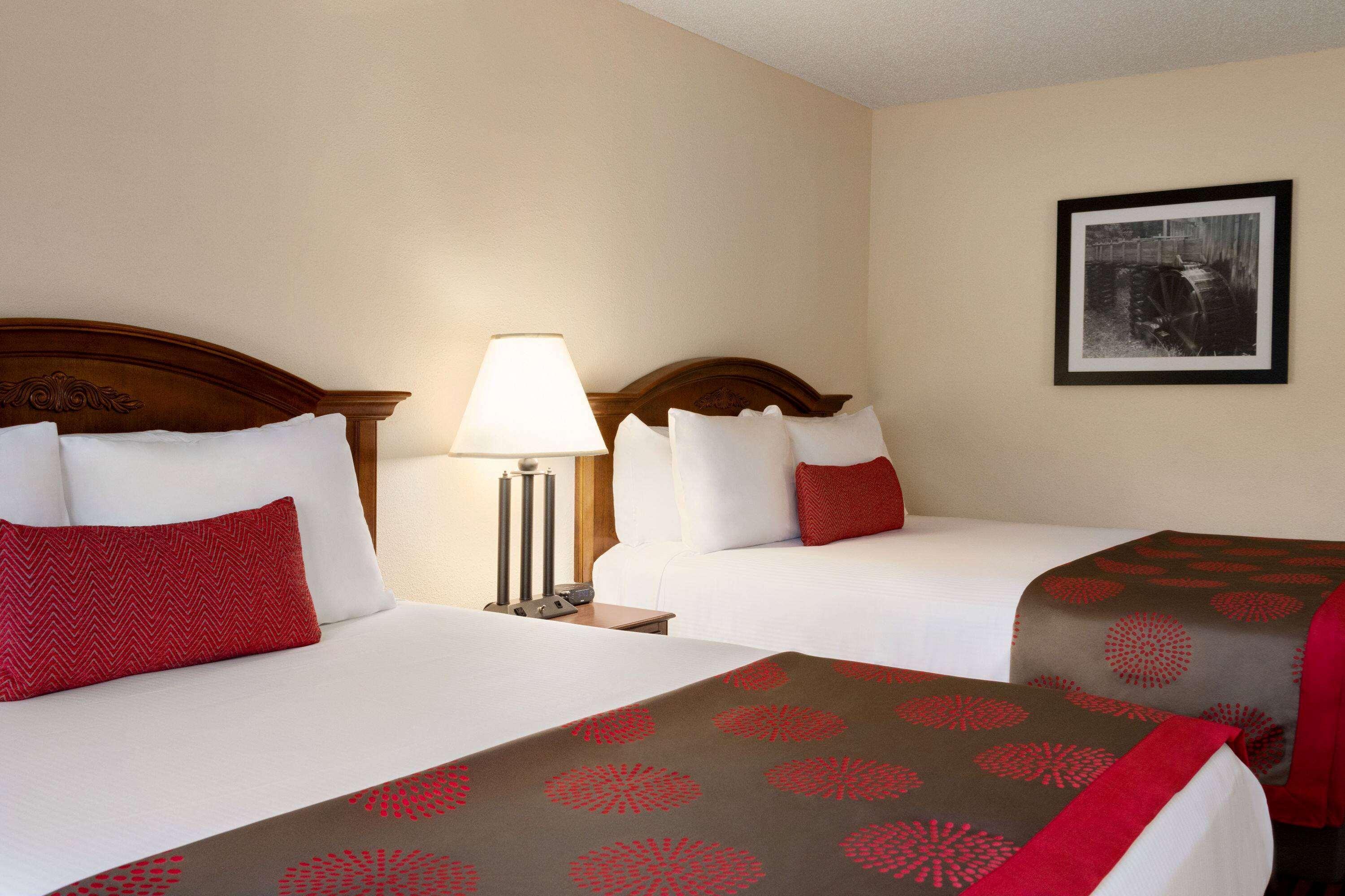 Ramada By Wyndham Pigeon Forge North Hotel Luaran gambar