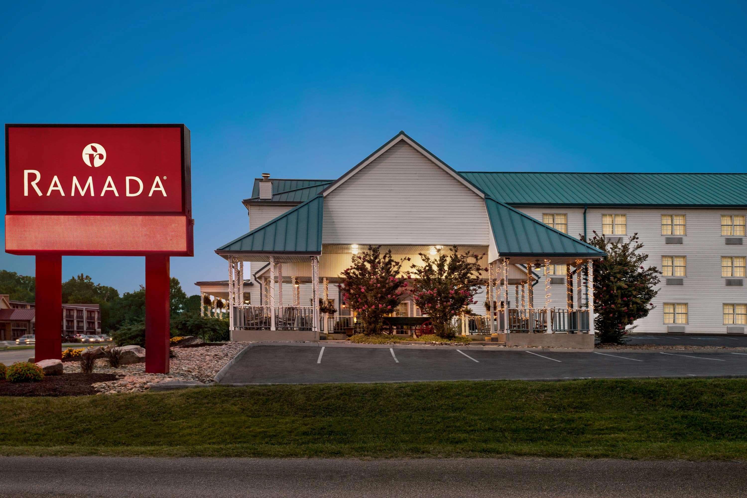 Ramada By Wyndham Pigeon Forge North Hotel Luaran gambar