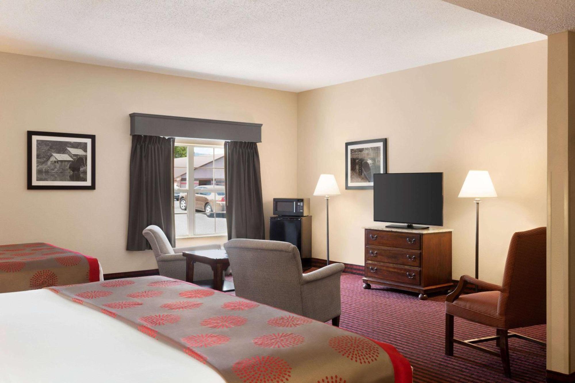 Ramada By Wyndham Pigeon Forge North Hotel Luaran gambar